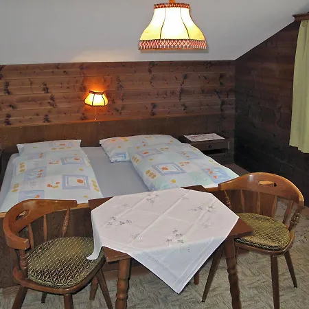 Haus Zisterer 200w